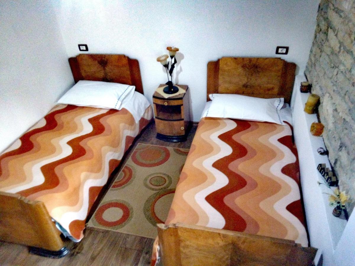 Guesthouse Celo Гірокастра Екстер'єр фото