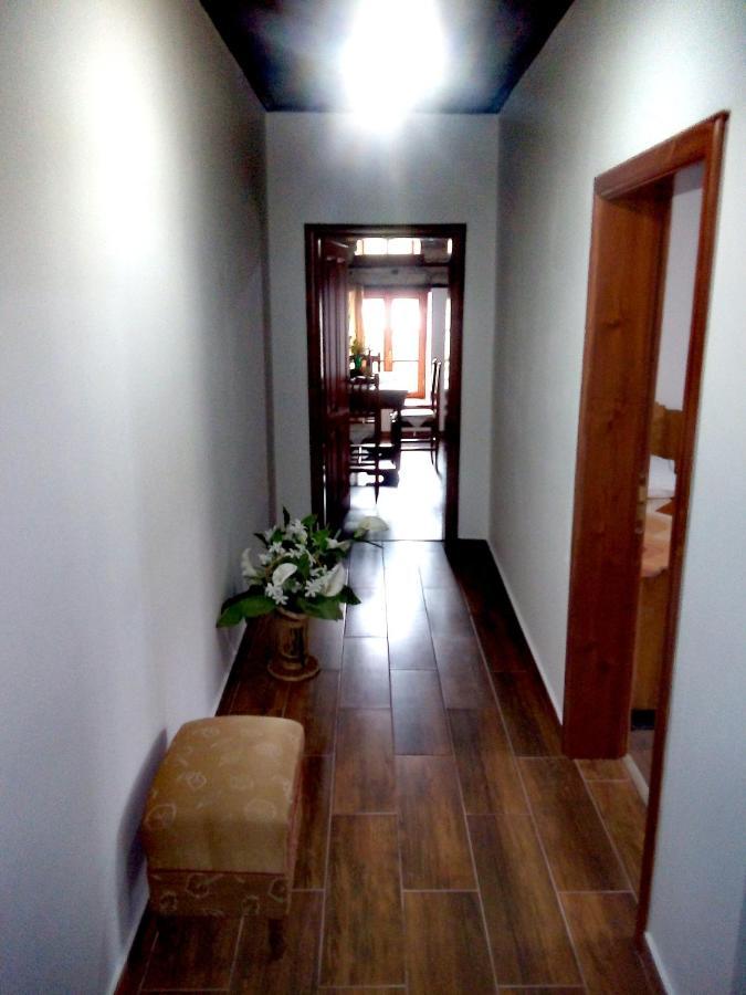 Guesthouse Celo Гірокастра Екстер'єр фото